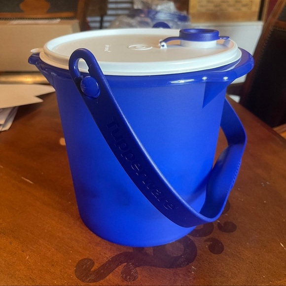 Tupperware Dining Tupperware Jumbo Canister Poshmark